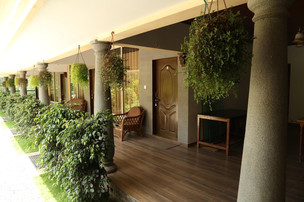 Tranquil Valley Resort Munnar Exterior foto